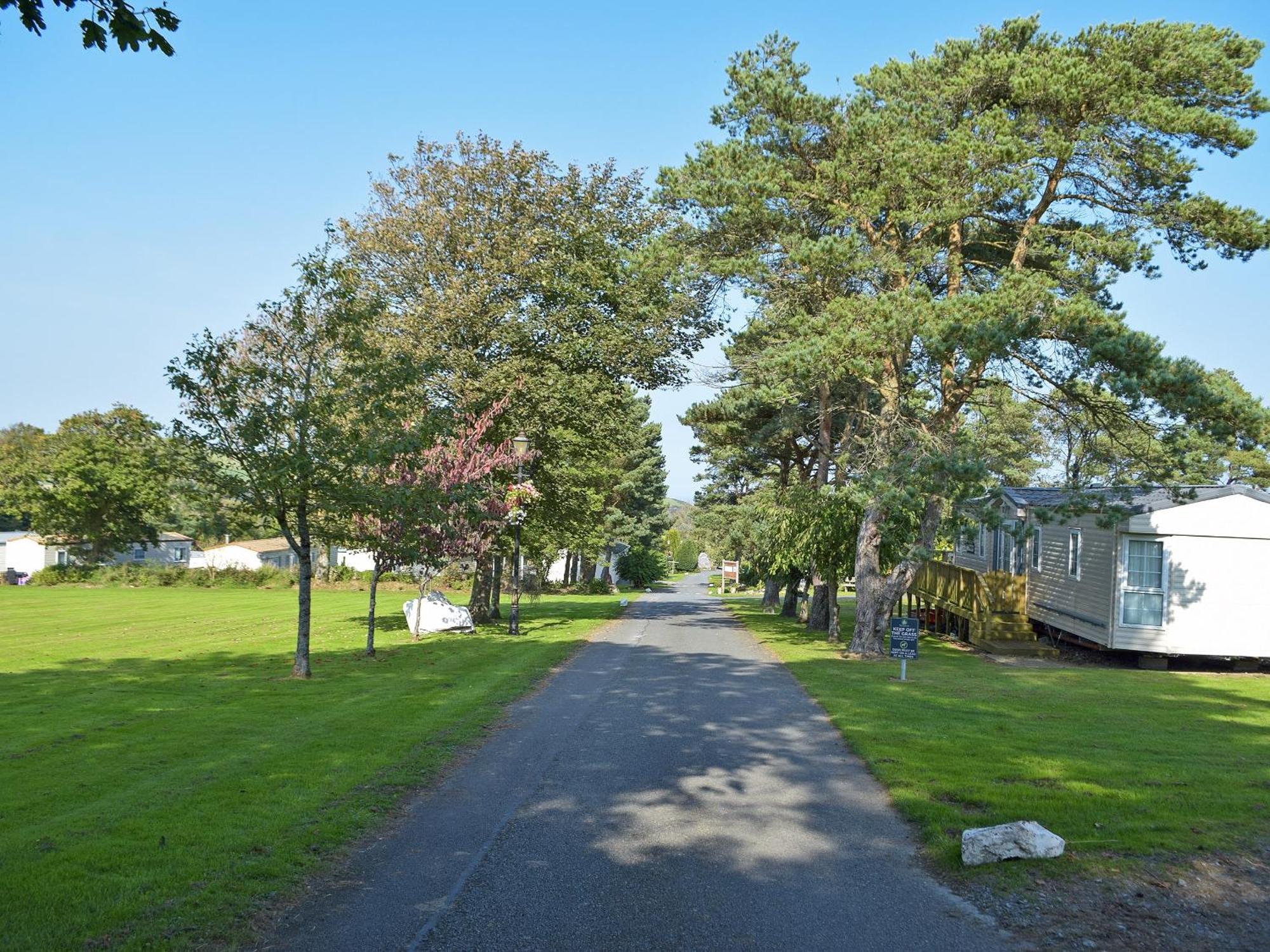 Villa Hay Barn - Dinas Country Club Exterior foto